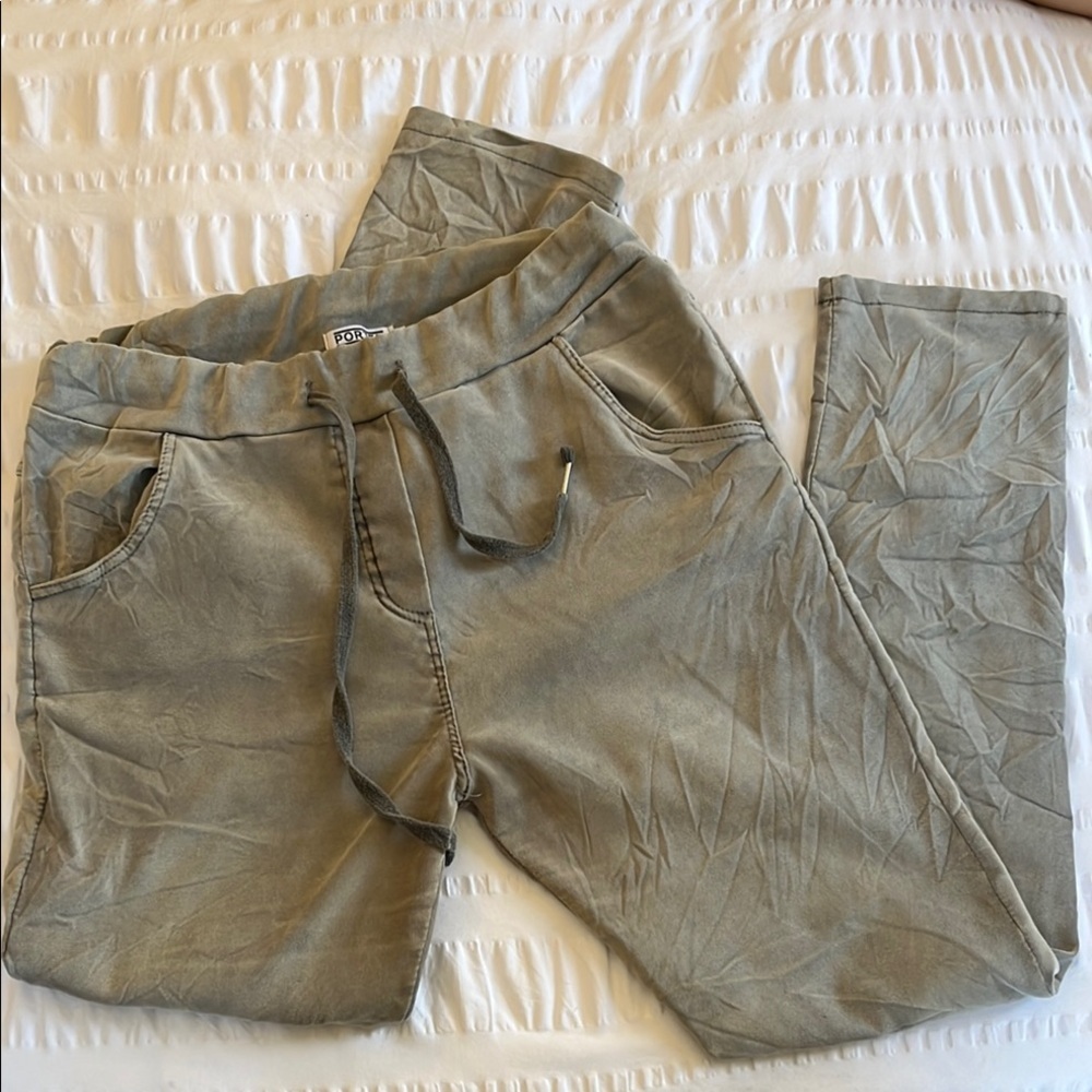 Porter Collective Olive Green Slim fit Pants. Size Large